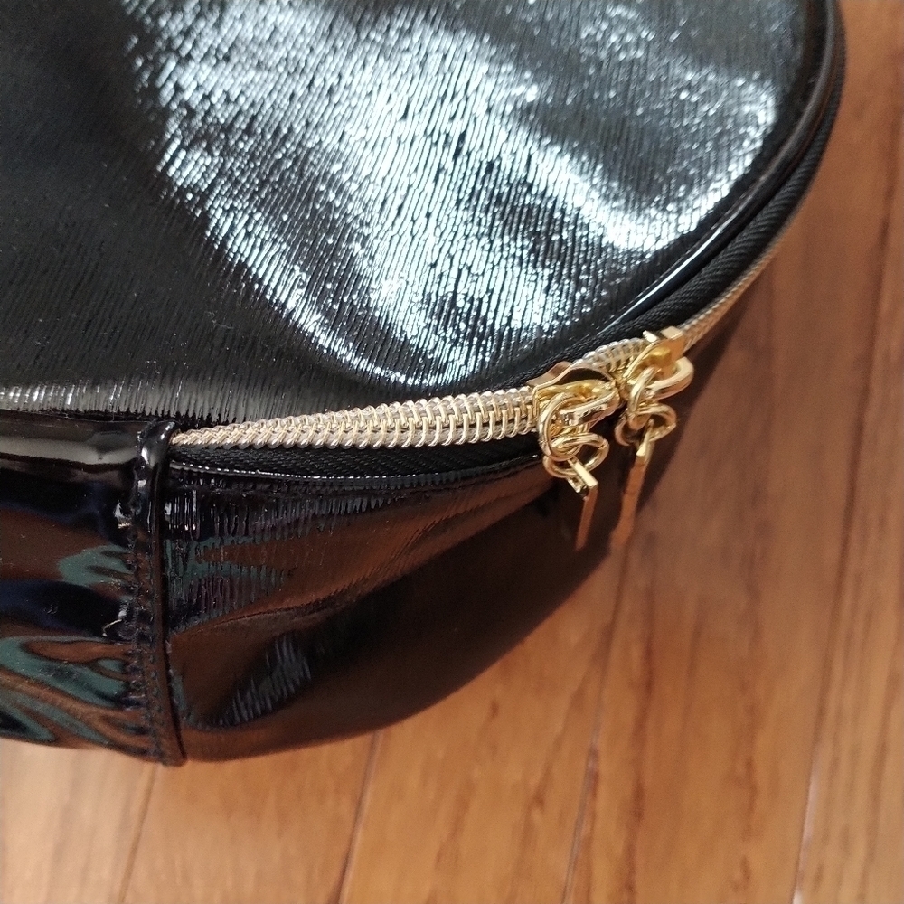 Lancome Faux Black Leather Train Make-up Travel Case - Picture 9 of 12